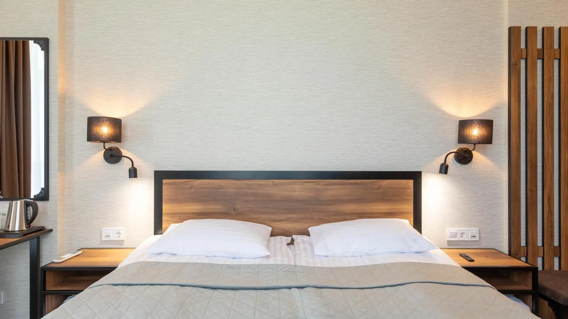 ホステル Misto Capsule Hotel キエフ