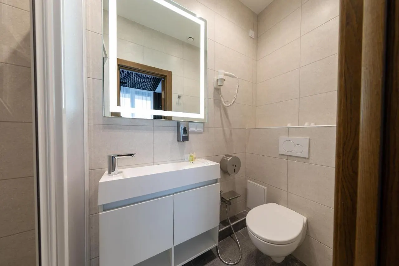 Misto Capsule Hotel Kijów 0*,  Ukraina
