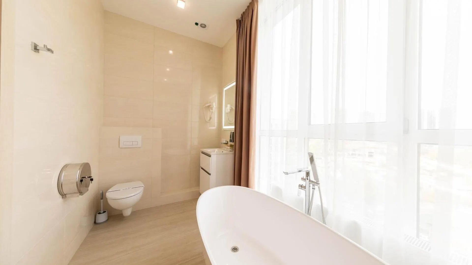 Misto Capsule Hotel Kijów