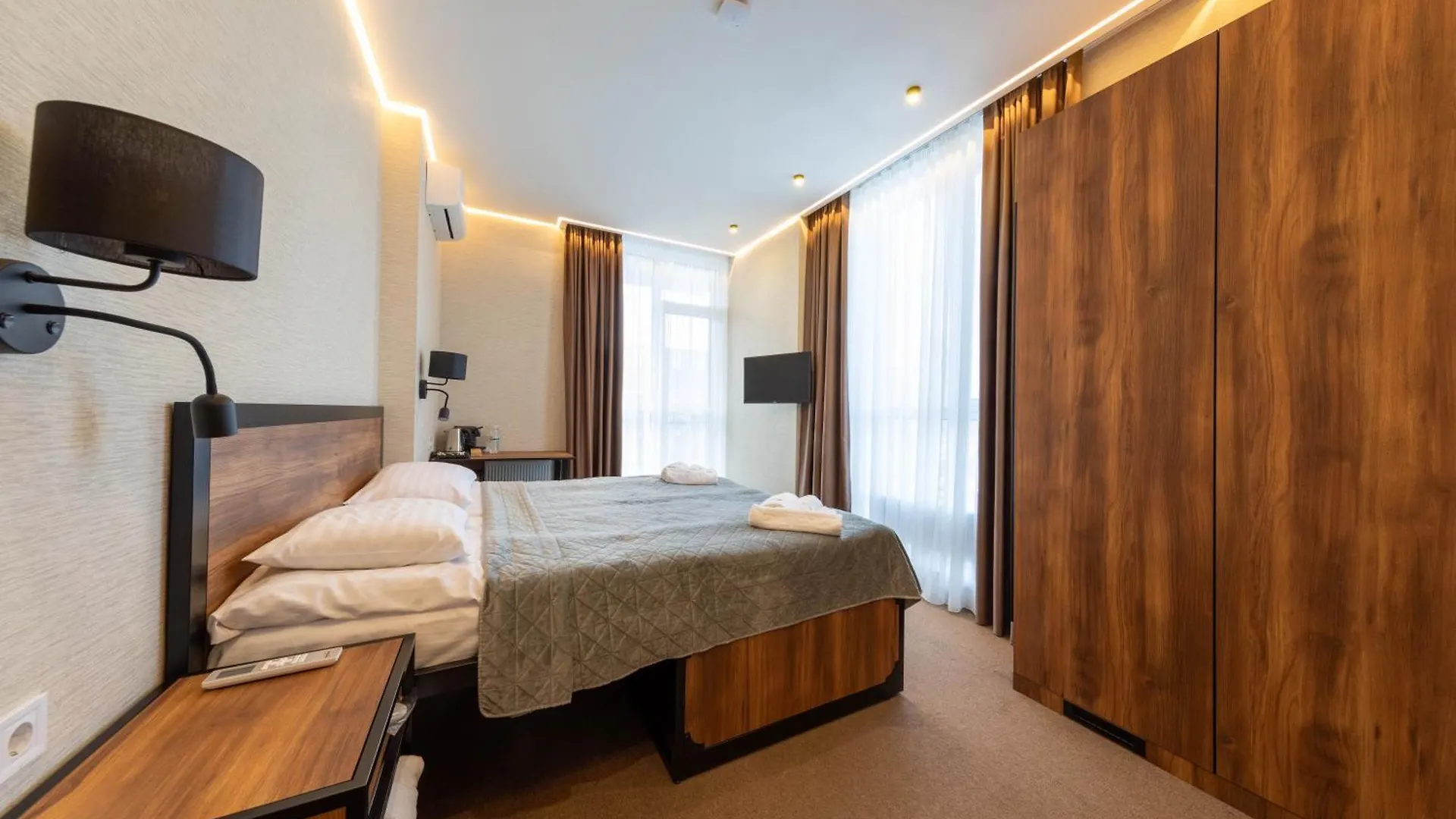 Misto Capsule Hotel Kijów 0*,  Ukraina